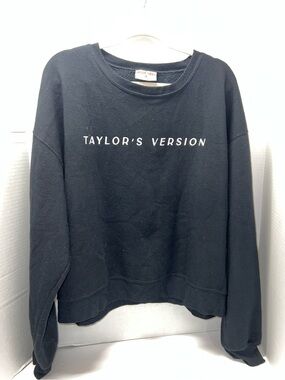 Taylor Swift Black 'TAYLOR'S VERSION' Crewneck Sweatshirt